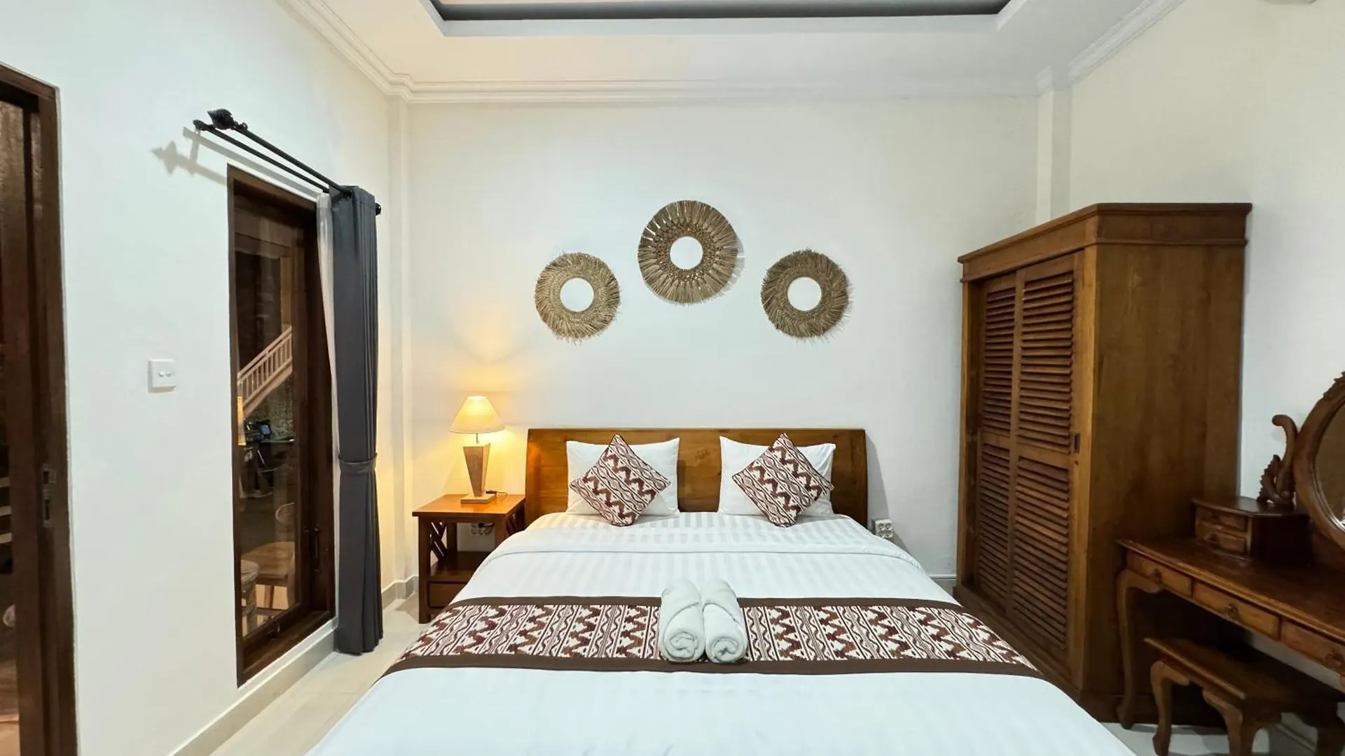 Hanaka Riverside Ubud 0*,  Indonesia