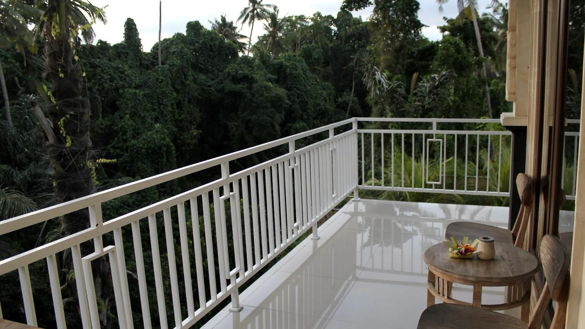 Hanaka Riverside Ubud 0*, Ubud (Bali)